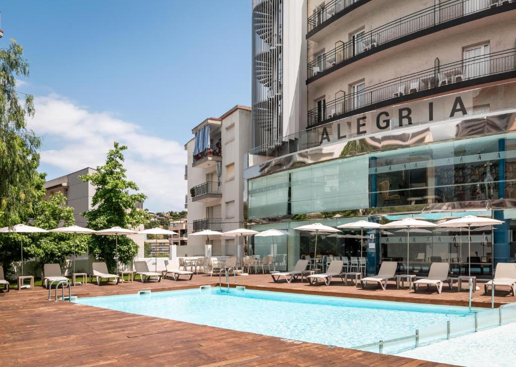 Хотел Alegria Sun Village 4*