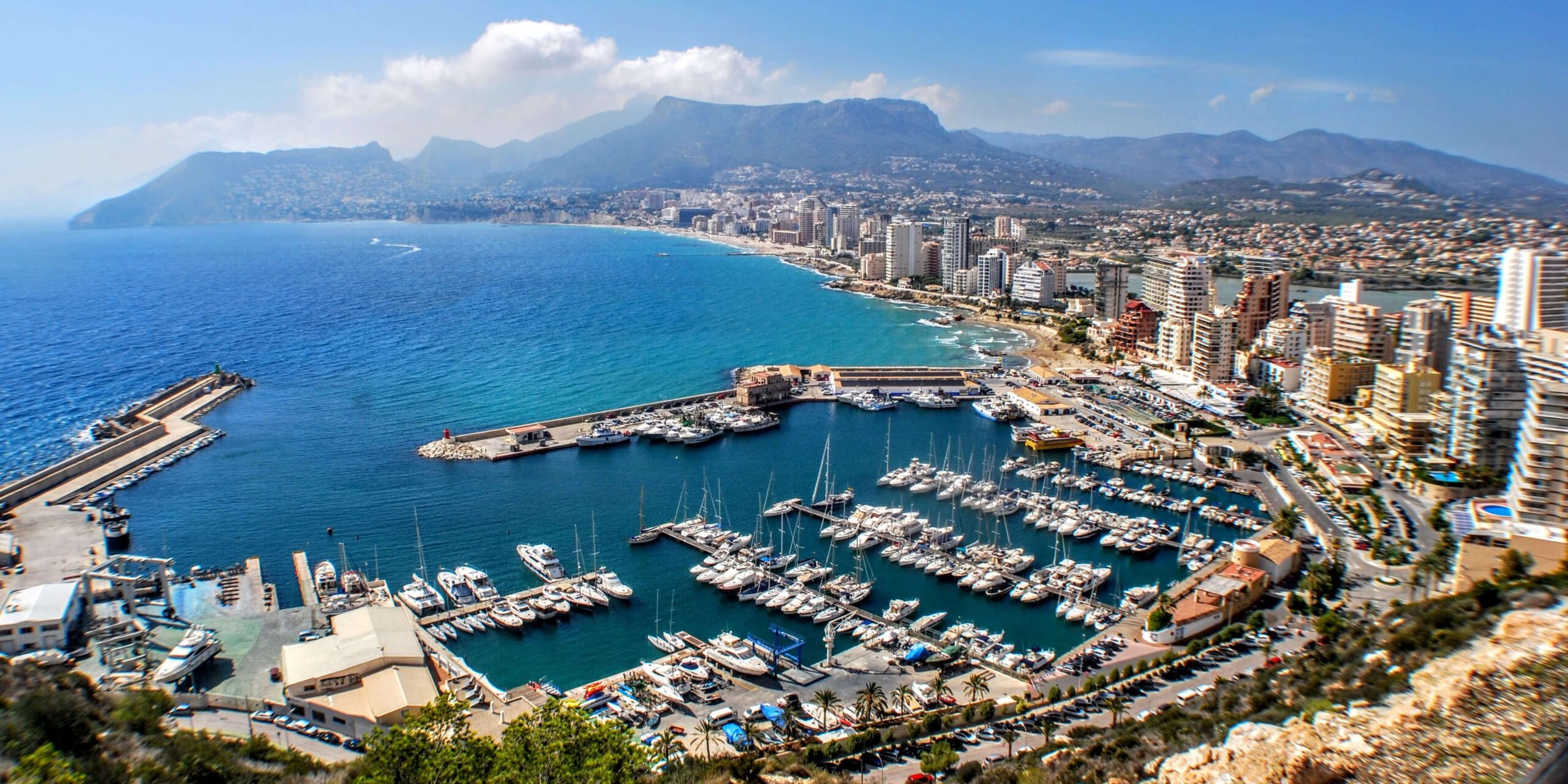 Валенсија во Август